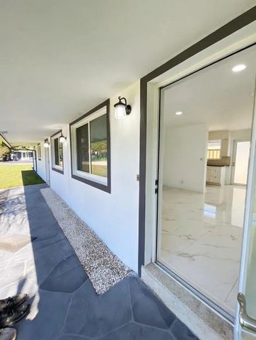 2308 NW 3rd Avenue 2, Wilton Manors, FL 33311