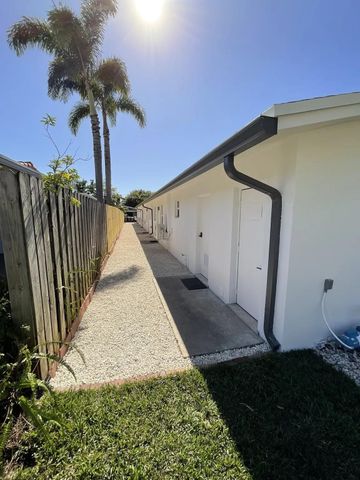 2308 NW 3rd Avenue 2, Wilton Manors, FL 33311