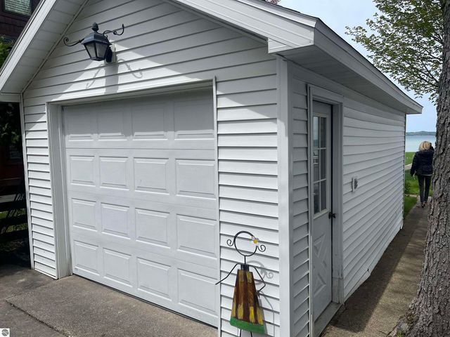 5882 Crystal Beach Road, Rapid City, MI 49676