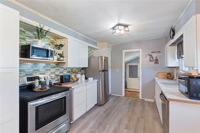 6170 Locust Street, Williamson, NY 14589