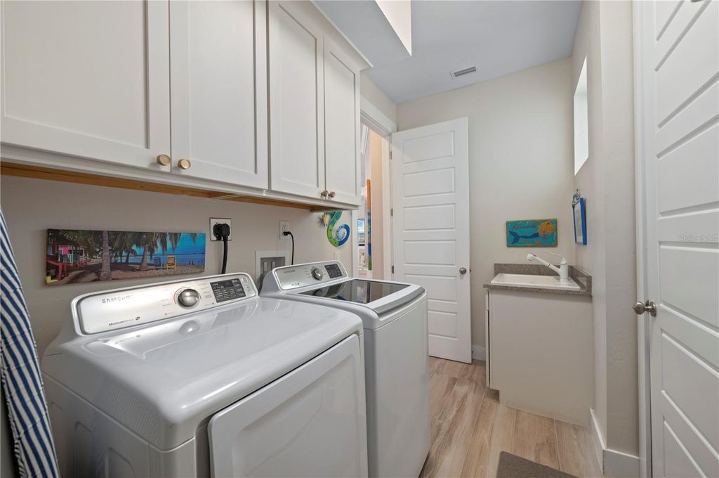 Image 21 of property listing at 3845 BAL HARBOR BOULEVARD, Punta Gorda, FL 33950