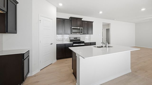 3548 Aster Lane, Aubrey, TX 76227