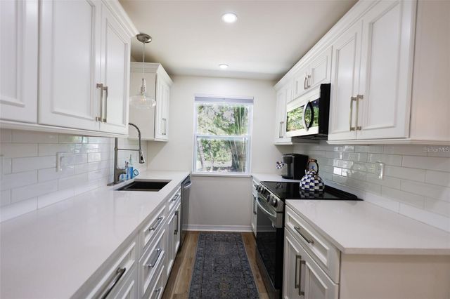 4501 70TH STREET N, St Petersburg, FL 33709