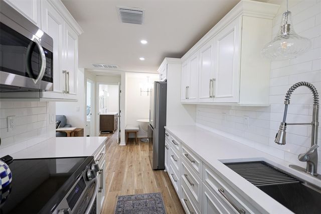 4501 70TH STREET N, St Petersburg, FL 33709