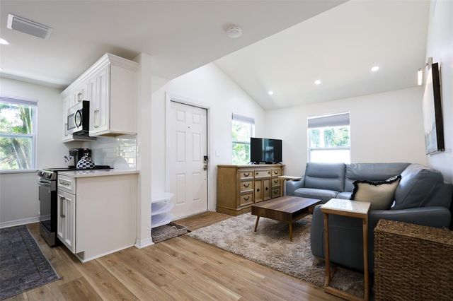 4501 70TH STREET N, St Petersburg, FL 33709