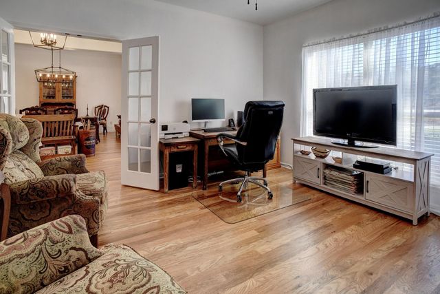 142 Joshua Smith LN, Bastrop, TX 78602