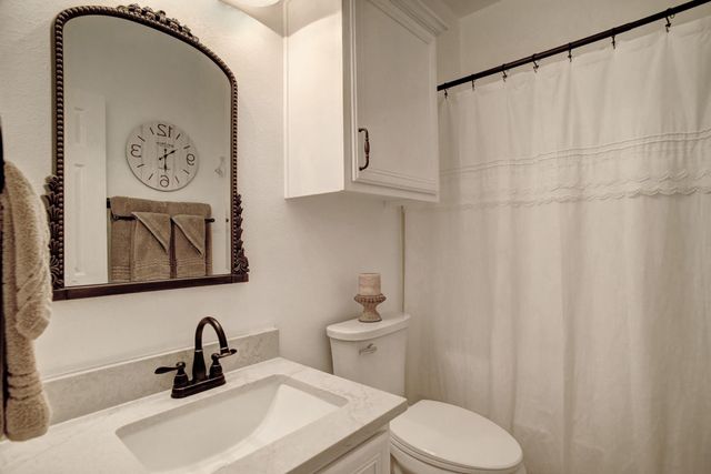 142 Joshua Smith LN, Bastrop, TX 78602