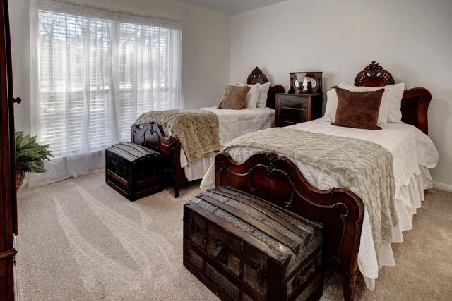 142 Joshua Smith LN, Bastrop, TX 78602