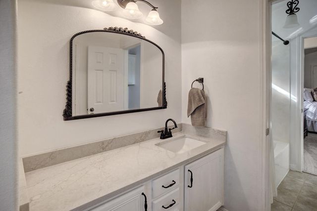 142 Joshua Smith LN, Bastrop, TX 78602