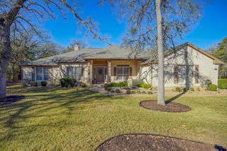 142 Joshua Smith LN, Bastrop, TX 78602