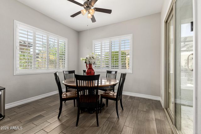 9216 W SANDS Drive, Peoria, AZ 85383