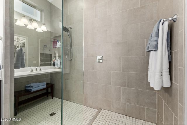 9216 W SANDS Drive, Peoria, AZ 85383