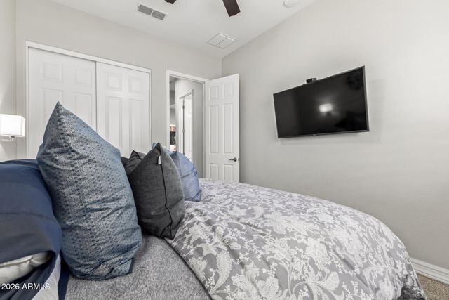 9216 W SANDS Drive, Peoria, AZ 85383