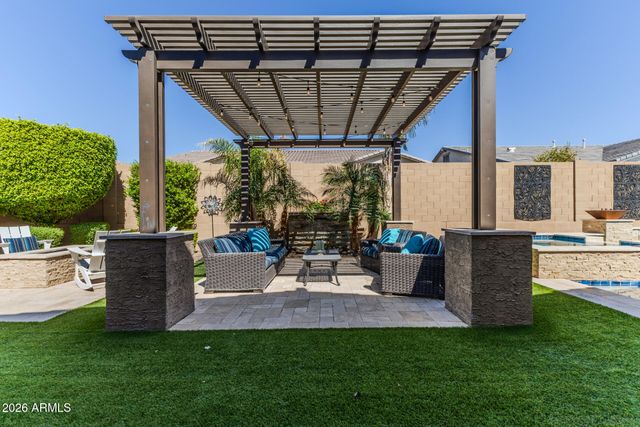 9216 W SANDS Drive, Peoria, AZ 85383