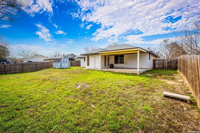 1544 Pams Path, New Braunfels, TX 78130