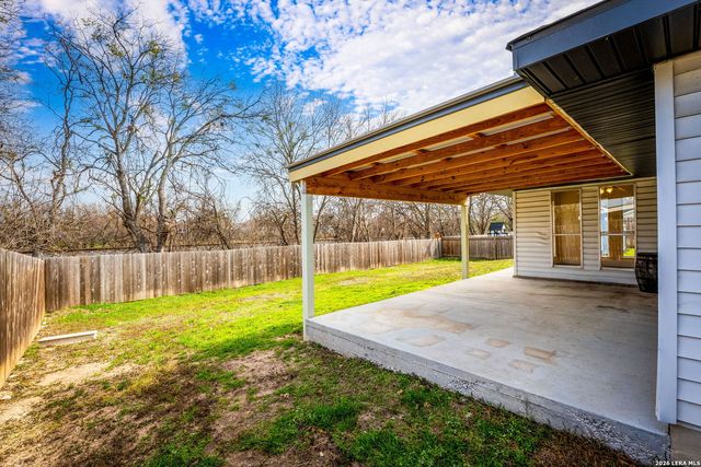 1544 Pams Path, New Braunfels, TX 78130