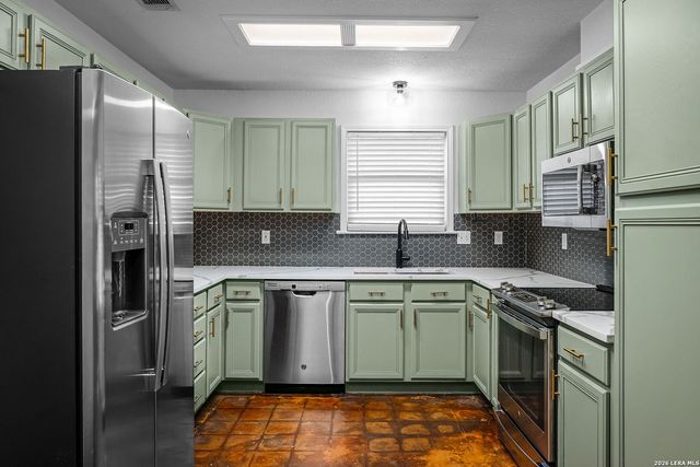 1544 Pams Path, New Braunfels, TX 78130