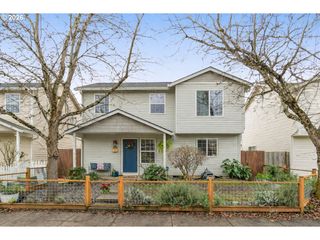 1105 W 30TH St, Vancouver, WA 98660