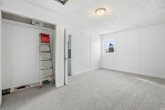 555 S Best Street, Waterloo, IN 46793