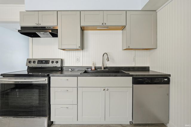 555 S Best Street, Waterloo, IN 46793