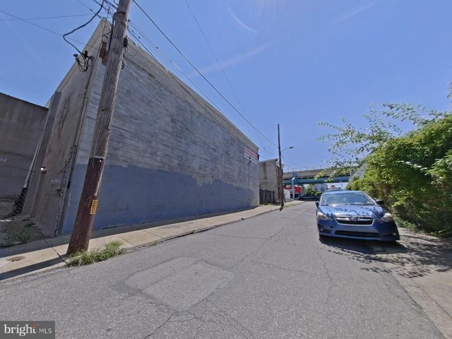 1537-39 DEAL ST, Philadelphia, PA 19124
