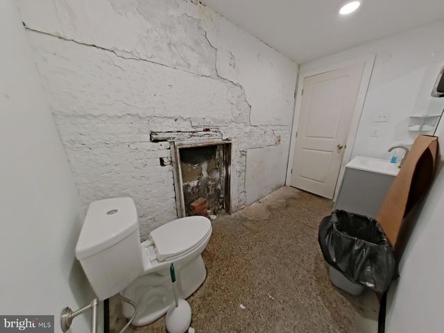 1537-39 DEAL ST, Philadelphia, PA 19124