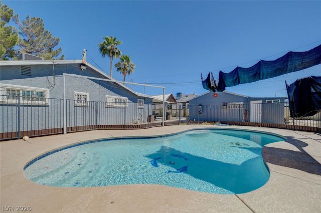 1555 Bledsoe Lane, Las Vegas, NV 89110