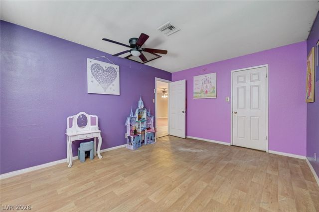 1555 Bledsoe Lane, Las Vegas, NV 89110