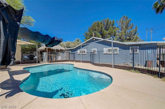 1555 Bledsoe Lane, Las Vegas, NV 89110