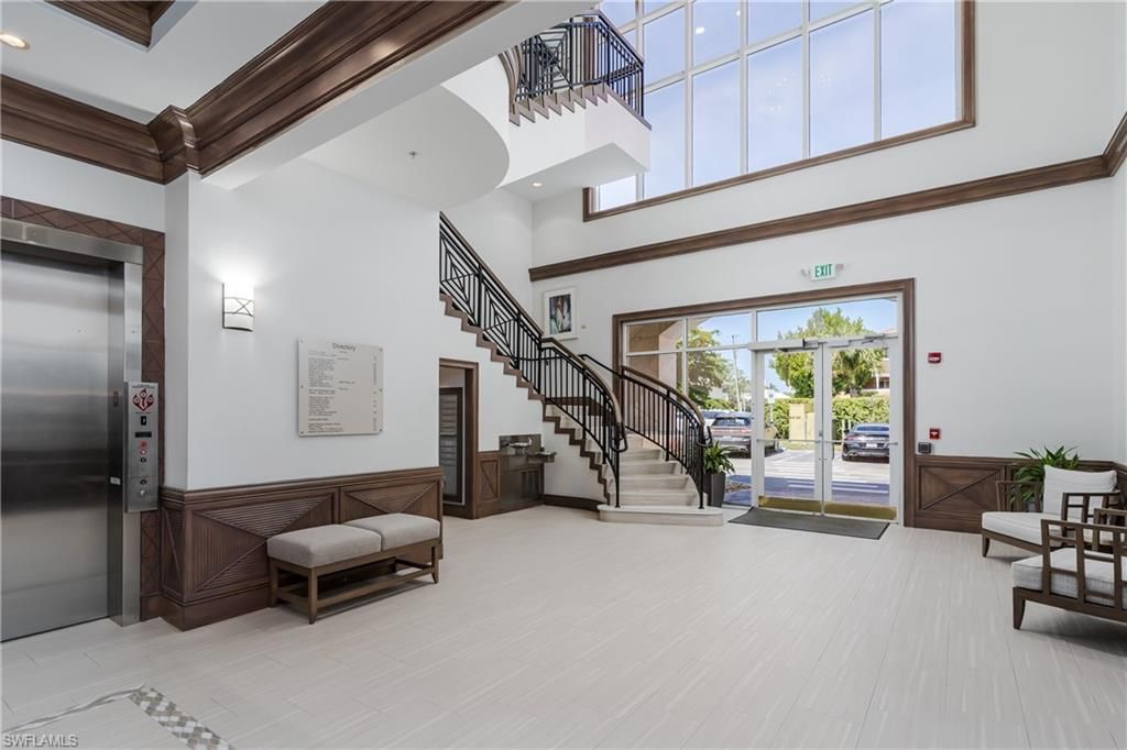 599 Tamiami TRL N 200, NAPLES, FL 34102 — photo 2