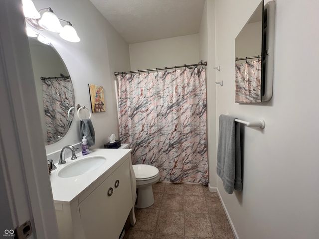 1800 Eastfield Drive, Crawfordsville, IN 47933