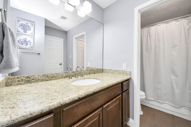 1881 Bering Drive 16, Houston, TX 77057