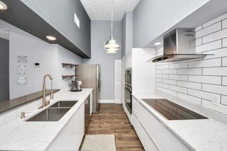 1881 Bering Drive 16, Houston, TX 77057