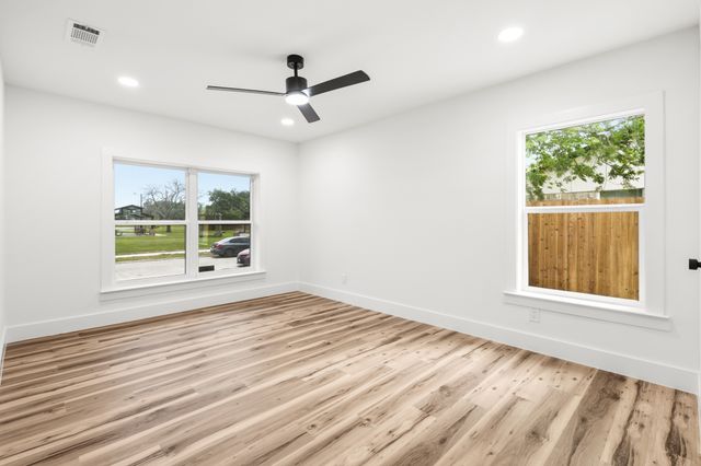 14409 Horseshoe Trail, Balch Springs, TX 75180