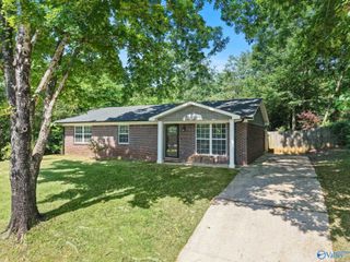 6303 NW Maywick Drive, Huntsville, AL 35810