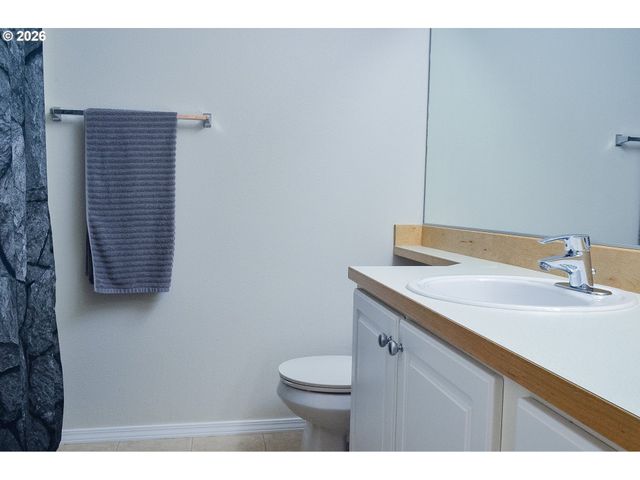 13700 Sw SCHOLLS FERRY Rd 102, Beaverton, OR 97007