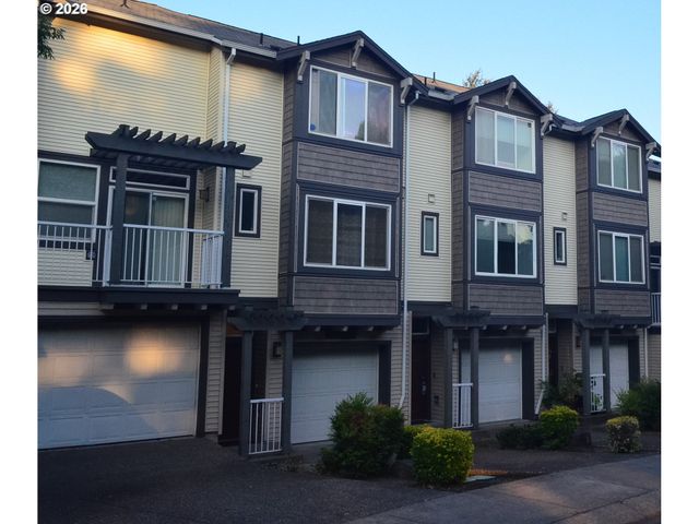 13700 Sw SCHOLLS FERRY Rd 102, Beaverton, OR 97007