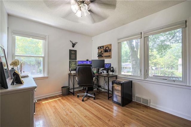 8643 Hadley Street, Overland Park, KS 66212