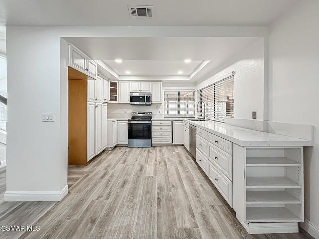 831 Catlin Street, Simi Valley, CA 93065