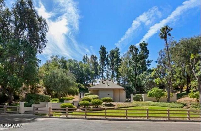 831 Catlin Street, Simi Valley, CA 93065