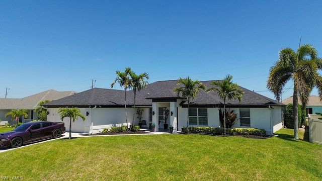 19 13th PL, Cape Coral, FL 33993