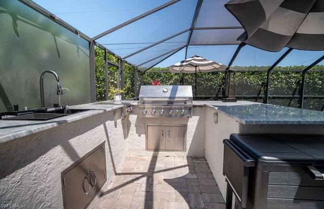 19 13th PL, Cape Coral, FL 33993