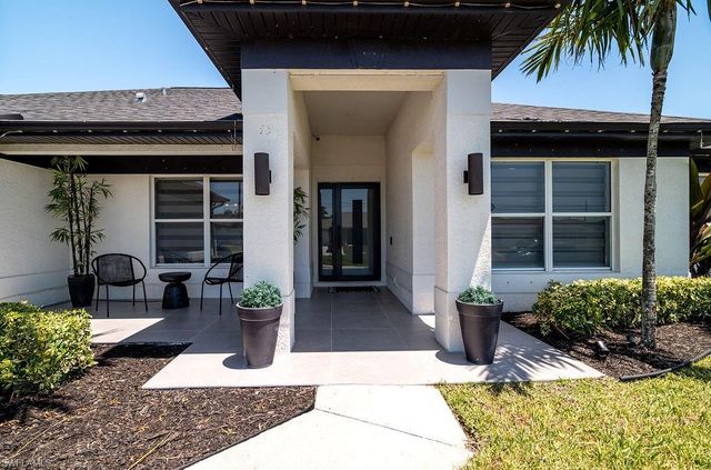 19 13th PL, Cape Coral, FL 33993