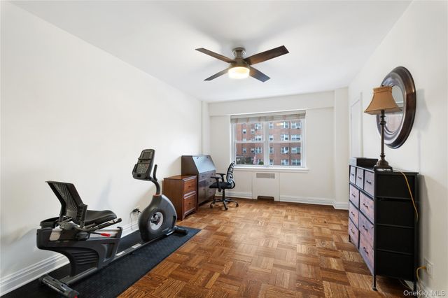 235 Garth Road E2A, Scarsdale, NY 10583