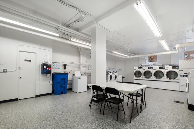 235 Garth Road E2A, Scarsdale, NY 10583