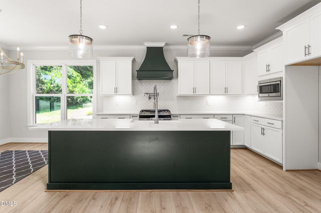 3402 St Barts Place, Mebane, NC 27302