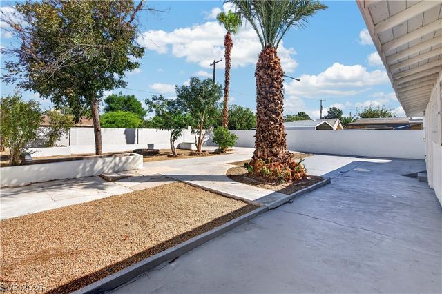 1000 East Owens Avenue, North Las Vegas, NV 89030