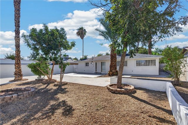 1000 East Owens Avenue, North Las Vegas, NV 89030