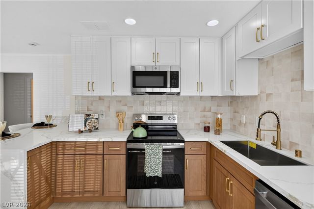1000 East Owens Avenue, North Las Vegas, NV 89030