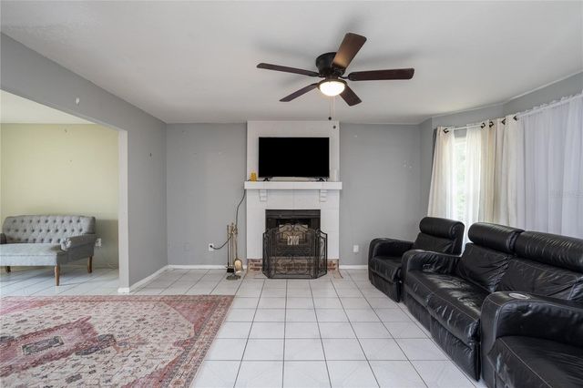 5009 SCARSDALE MANOR LANE, Orlando, FL 32818